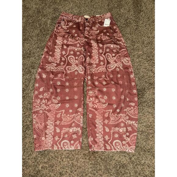 FREE PEOPLE We The Free Good Luck Printed Barrel Jeans Sz 31 Bandana Block NEW - Picture 4 of 8